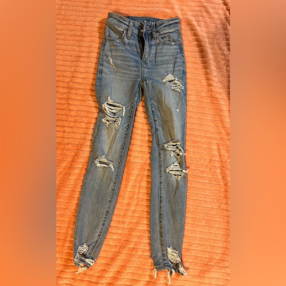 American Eagle High Rise jeans. Excellent used condition.  Short length